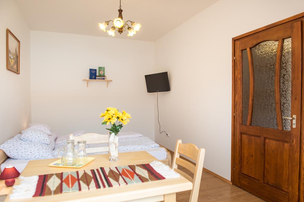 Lilaakac Vendeghaz Hotel Hosszupalyi Bagian luar foto